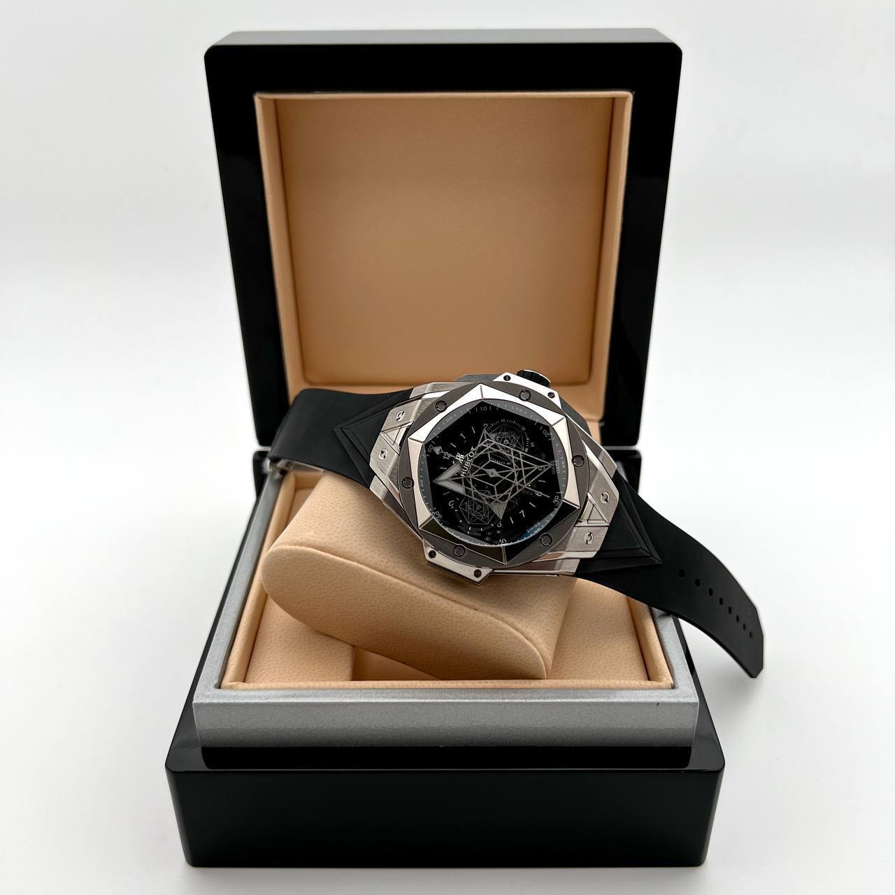 Роскошные часы Hublot BP-31670 Роскошные часы Hublot BP-31670