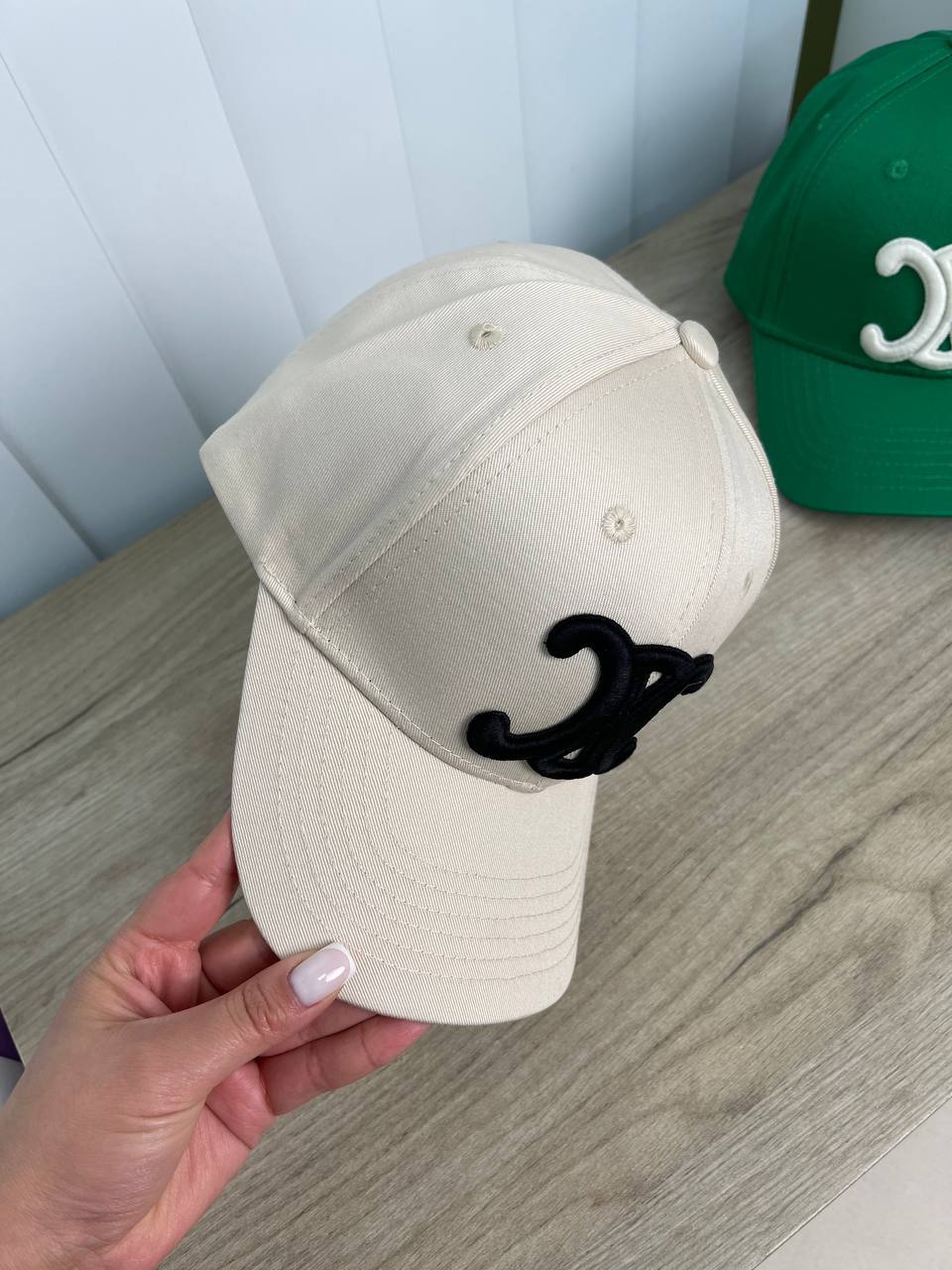 Повседневная бейсболка Celine BP-13832 Повседневная бейсболка Celine BP-13832