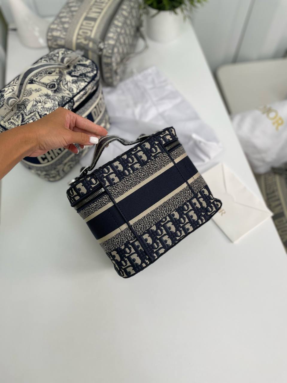 Косметичка премиум Christian Dior BP-16969 Косметичка премиум Christian Dior BP-16969