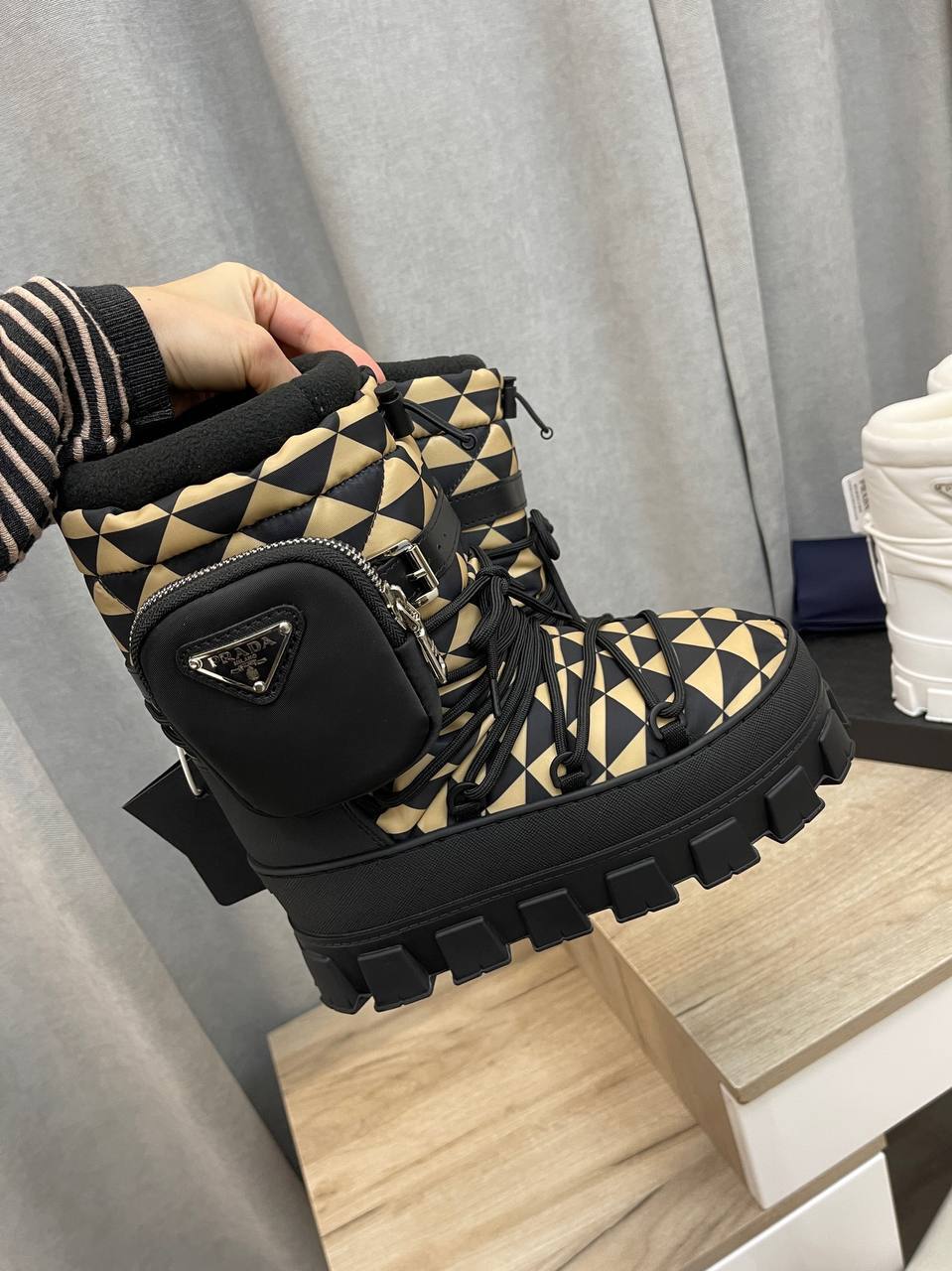 Коллекционные ботинки Prada BP-42485 Коллекционные ботинки Prada BP-42485