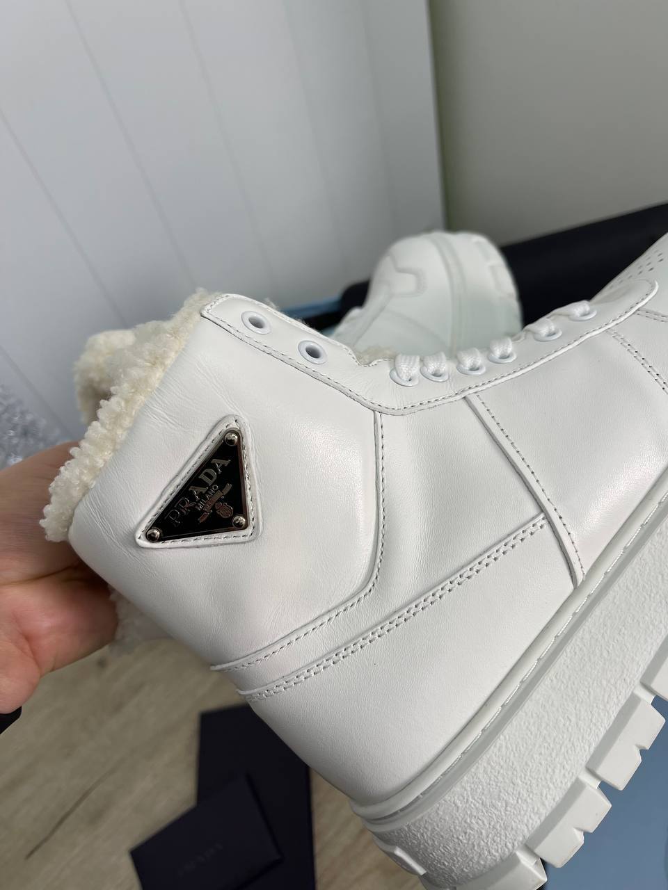 Повседневные ботинки Prada BP-25574 Повседневные ботинки Prada BP-25574