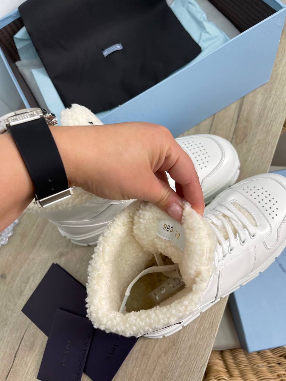 Повседневные ботинки Prada BP-25574 Повседневные ботинки Prada BP-25574