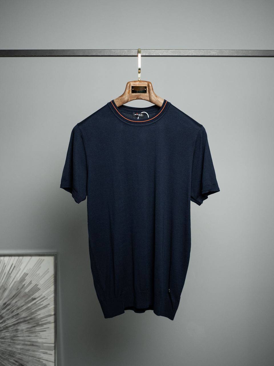 Футболка Kiton BP-49950 для повседневного образа Футболка Kiton BP-49950 для повседневного образа