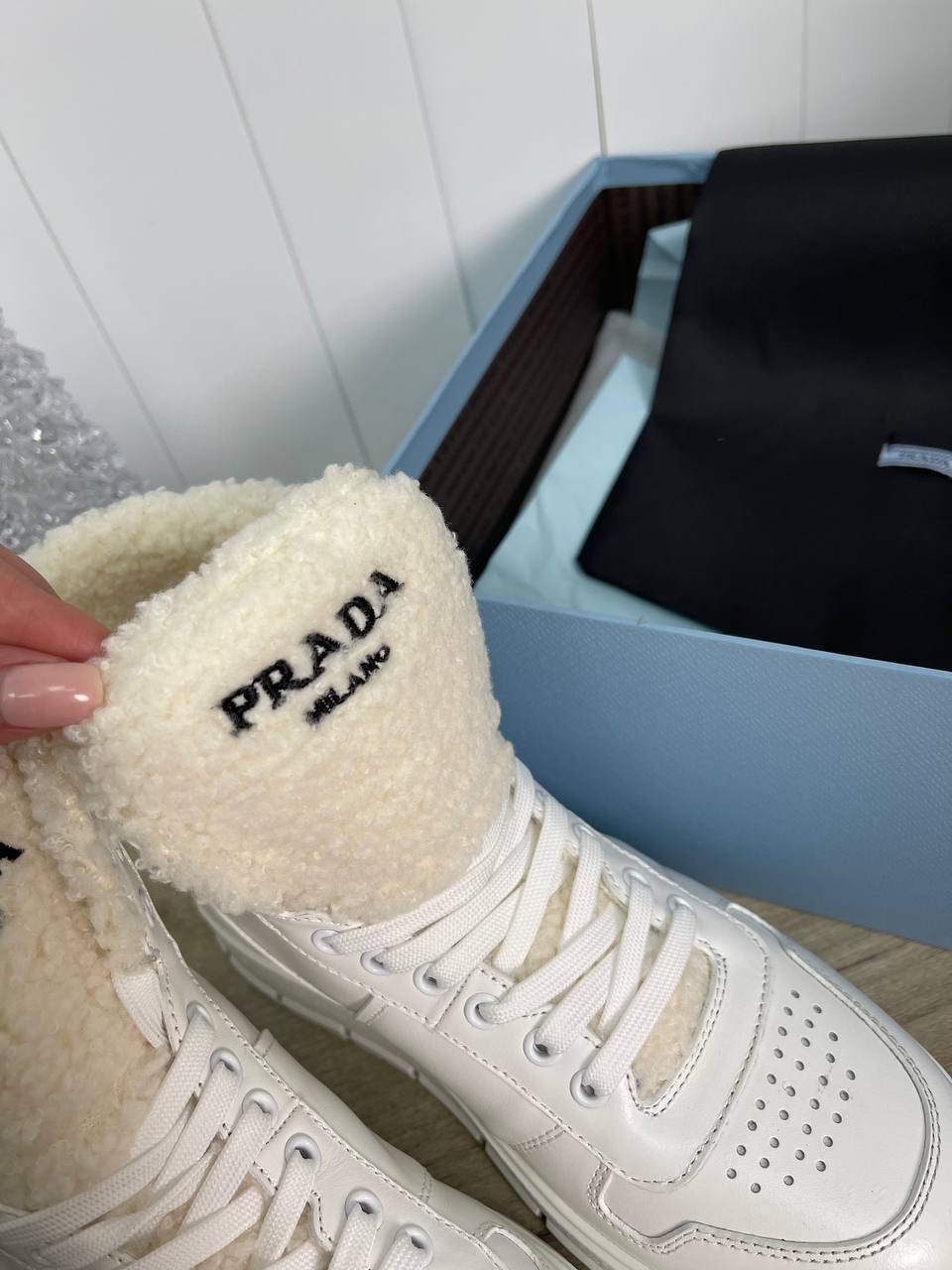 Повседневные ботинки Prada BP-25574 Повседневные ботинки Prada BP-25574