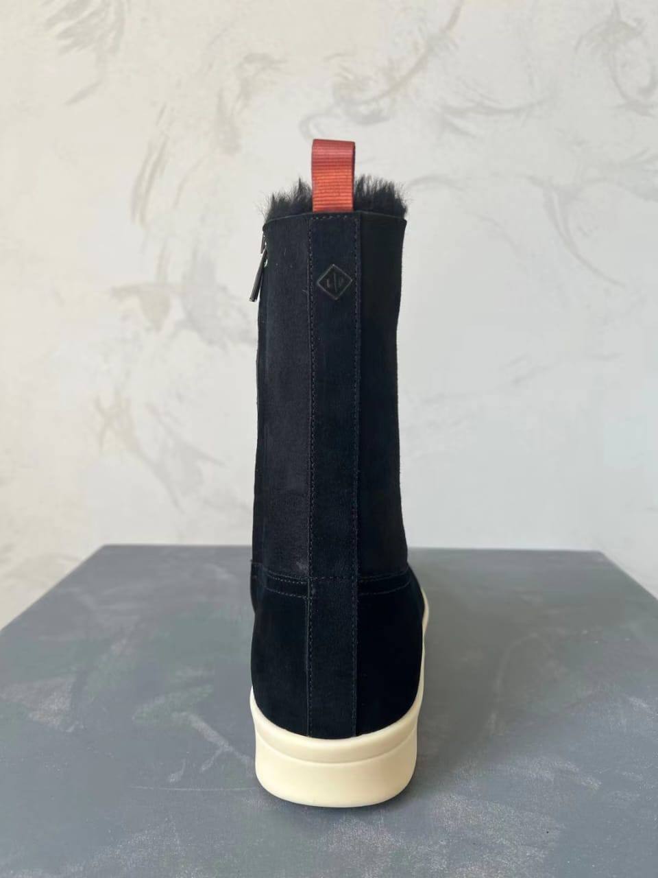 Замшевые ботинки повседневные Loro Piana BP-24694 Замшевые ботинки повседневные Loro Piana BP-24694