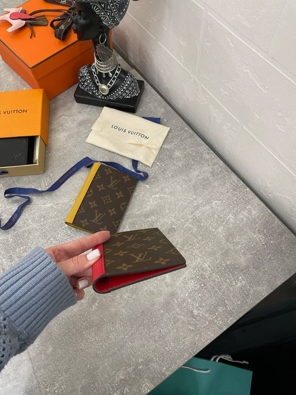 Коллекционная обложка на паспорт Louis Vuitton BP-46540 Коллекционная обложка на паспорт Louis Vuitton BP-46540