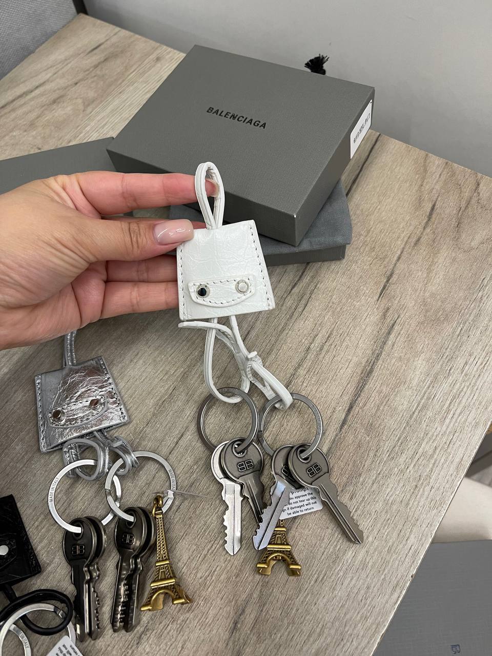 Стильный брелок Balenciaga BP-51925 Стильный брелок Balenciaga BP-51925