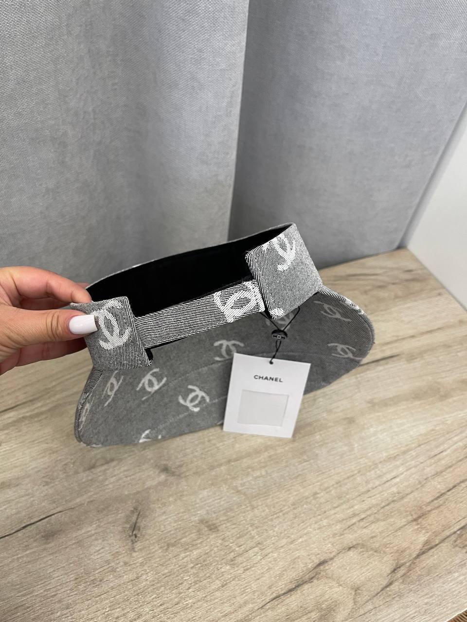 Козырек Chanel BP-50679 стильный Козырек Chanel BP-50679 стильный