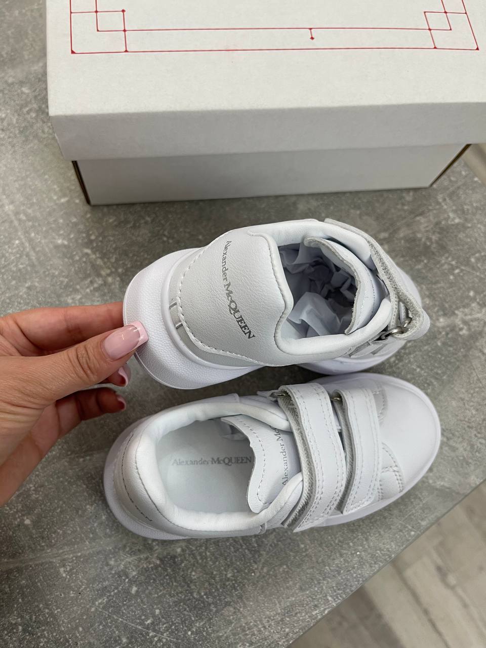 Элегантные кеды Alexander McQueen BP-49677 Элегантные кеды Alexander McQueen BP-49677