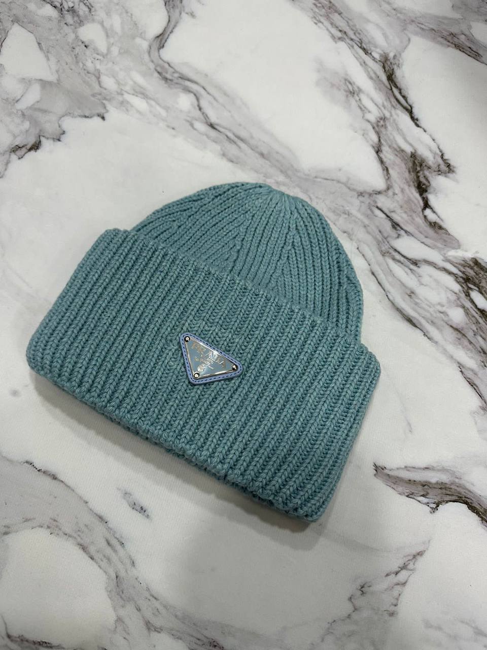 Шапка дизайнерская Prada BP-42790 Шапка дизайнерская Prada BP-42790