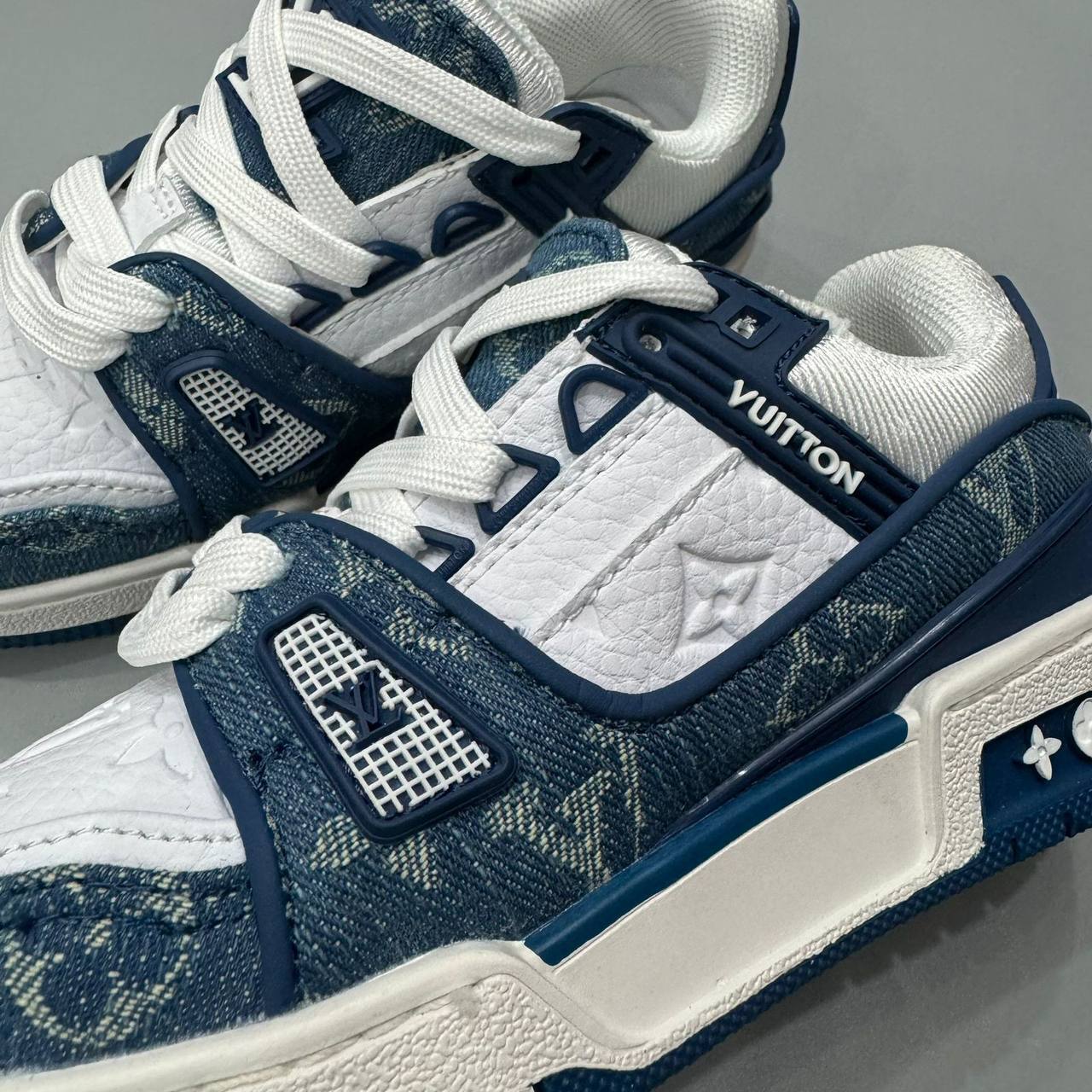 Эксклюзивные кроссовки Louis Vuitton BP-48936 Эксклюзивные кроссовки Louis Vuitton BP-48936