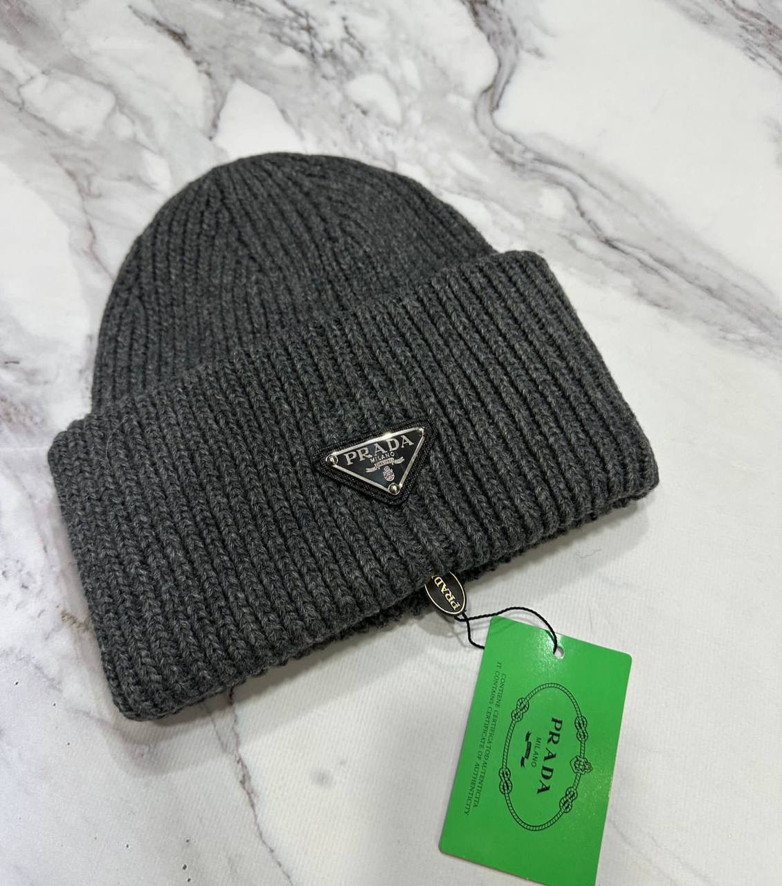 Шапка премиум Prada BP-42788 Шапка премиум Prada BP-42788