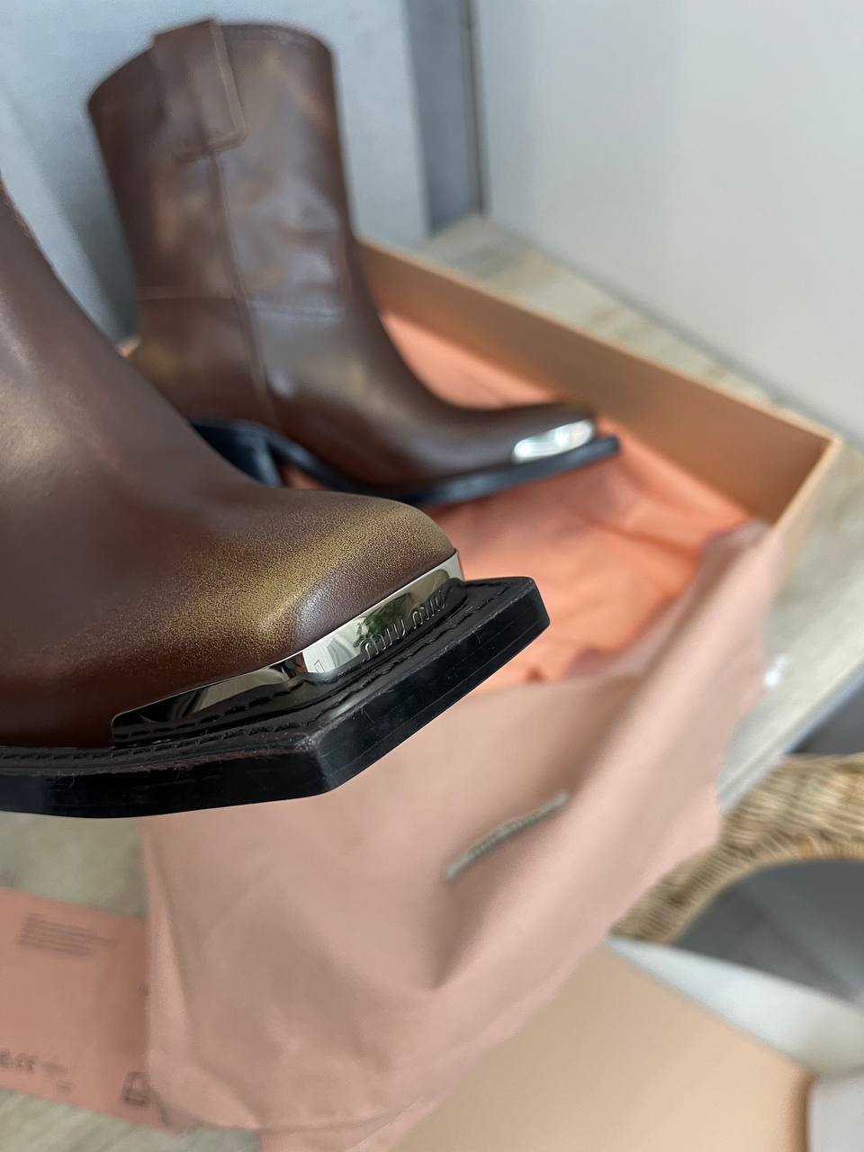 Повседневные ботинки Miu Miu BP-39964 Повседневные ботинки Miu Miu BP-39964