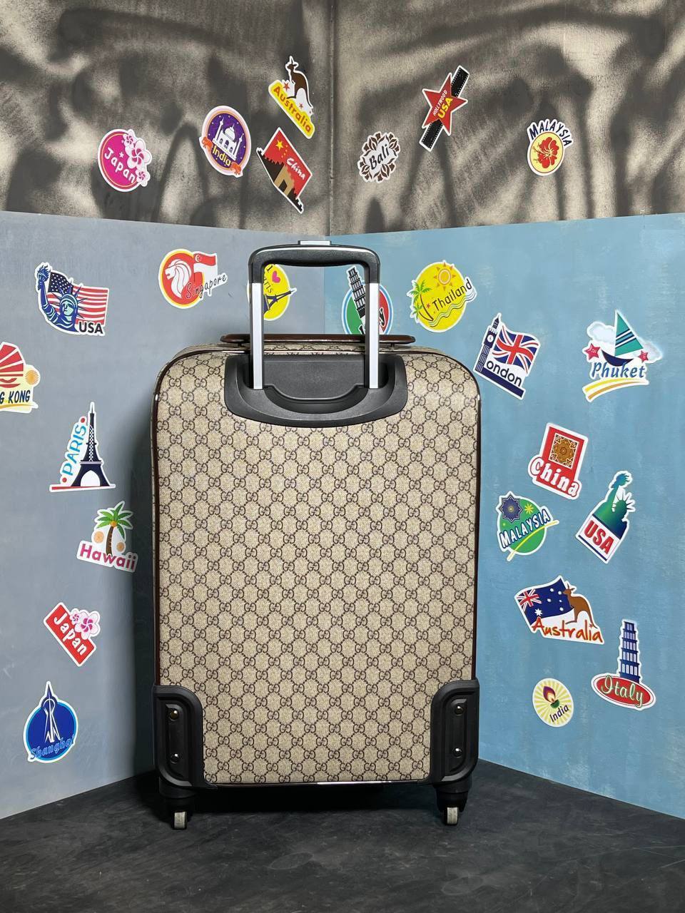 Чемодан водонепроницаемый Gucci BP-21299 Чемодан водонепроницаемый Gucci BP-21299