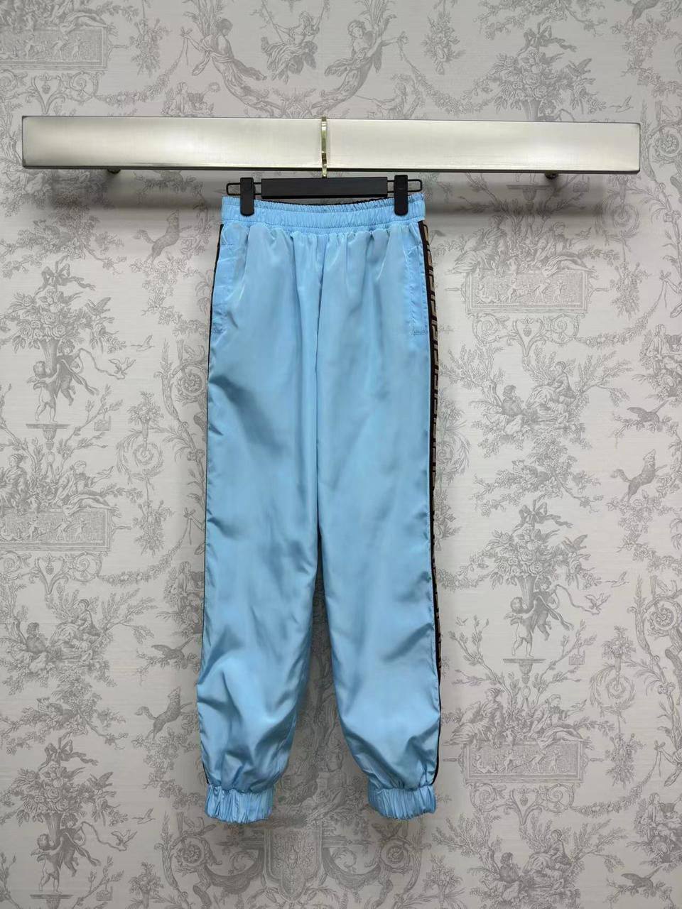 Элитный двусторонний костюм Fendi BP-47936 Элитный двусторонний костюм Fendi BP-47936