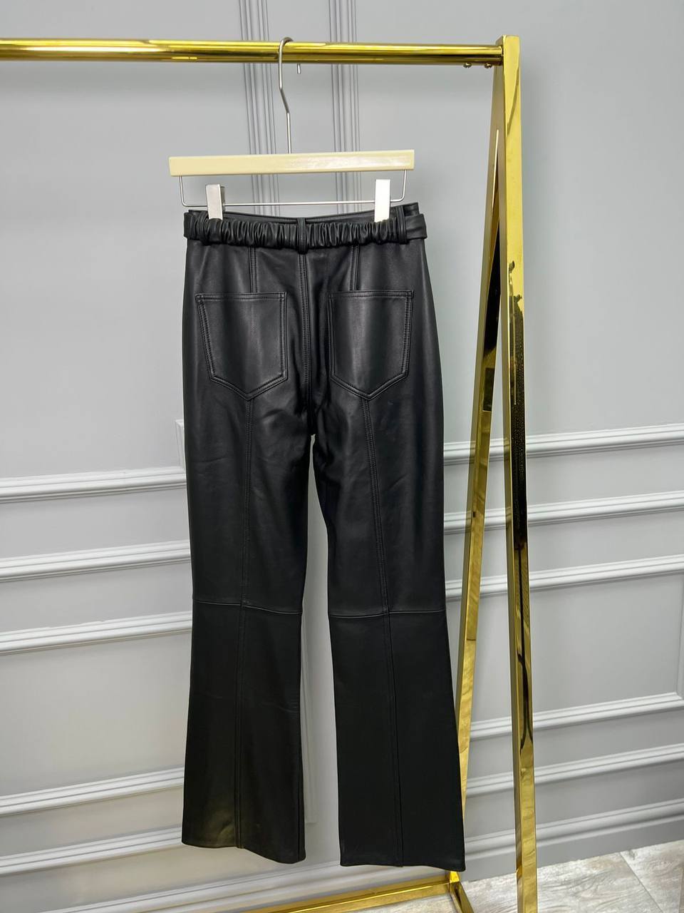 Повседневные брюки Balenciaga BP-22917 Повседневные брюки Balenciaga BP-22917