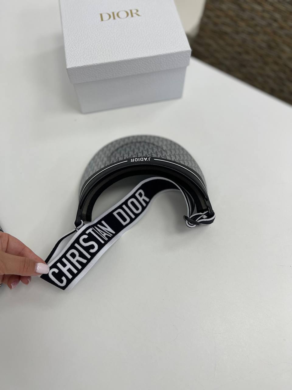 Козырек Louis Vuitton коллекционный BP-35621 Козырек Louis Vuitton коллекционный BP-35621