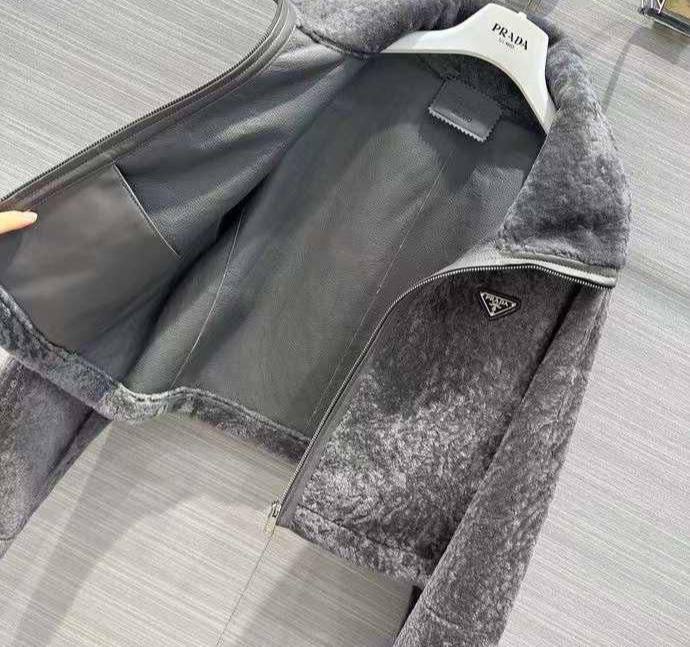 Эксклюзивная дубленка Prada BP-42299 Эксклюзивная дубленка Prada BP-42299