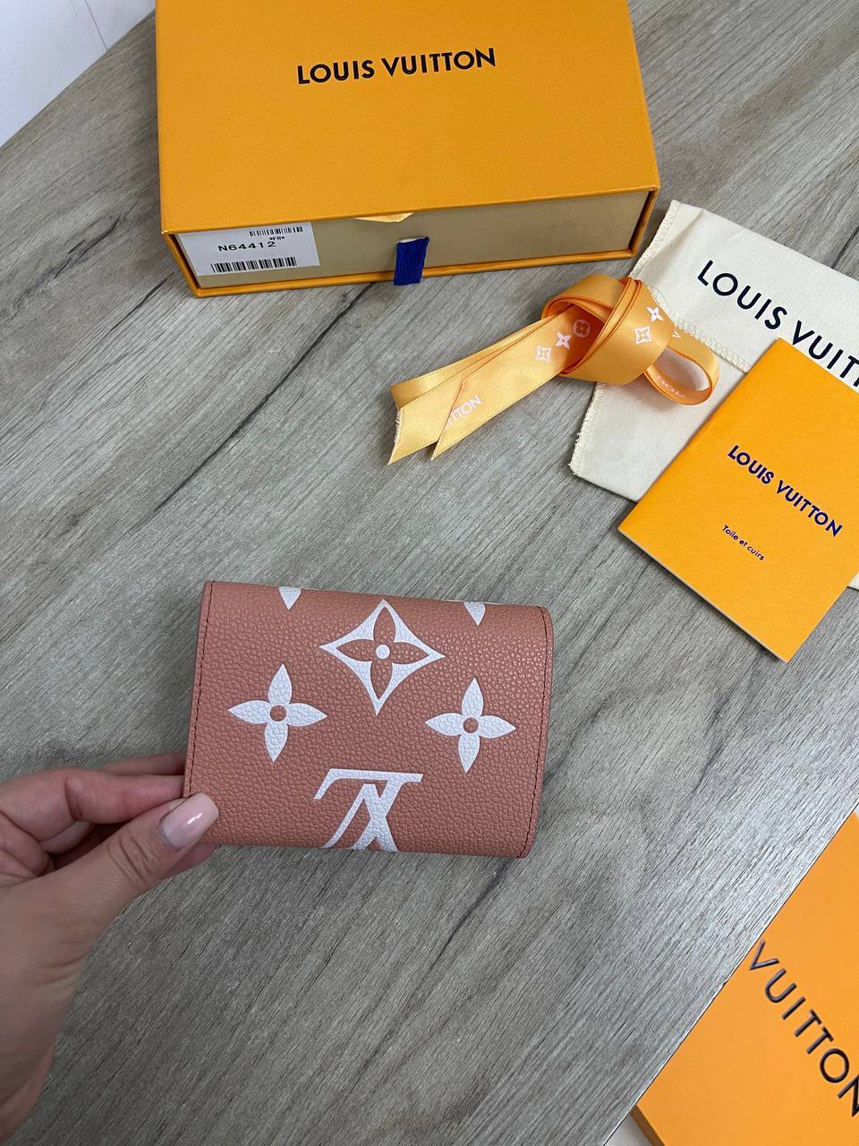 Элитный кошелек Louis Vuitton BP-25403 Элитный кошелек Louis Vuitton BP-25403