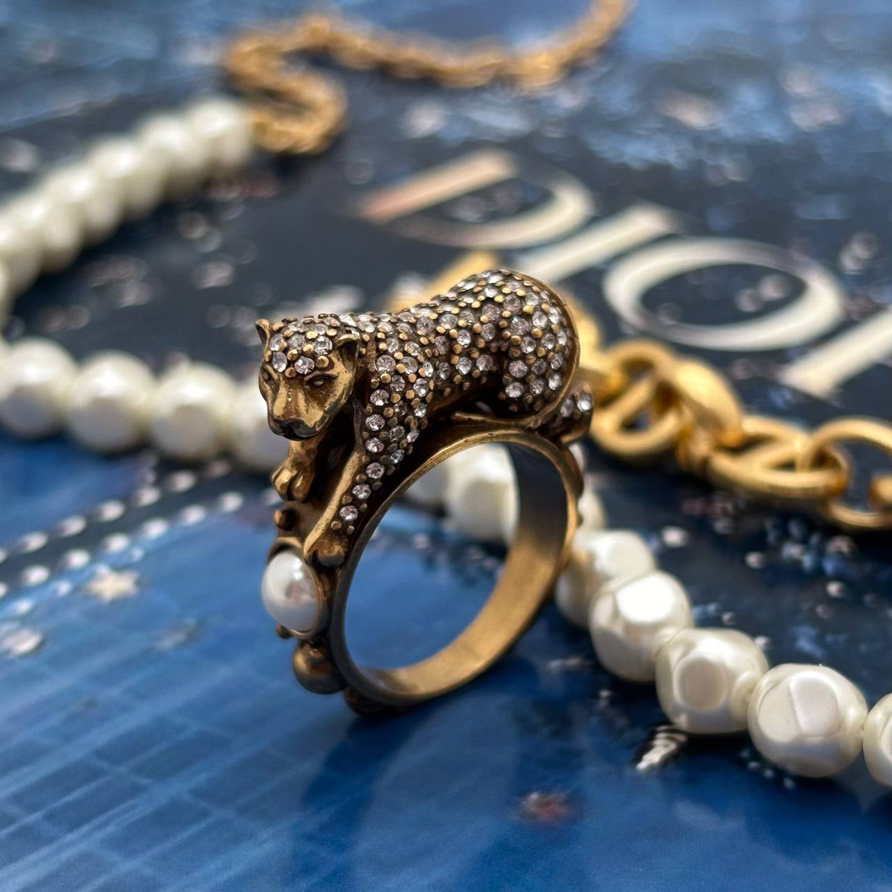 Кольцо Christian Dior BP-48493 элитное Кольцо Christian Dior BP-48493 элитное