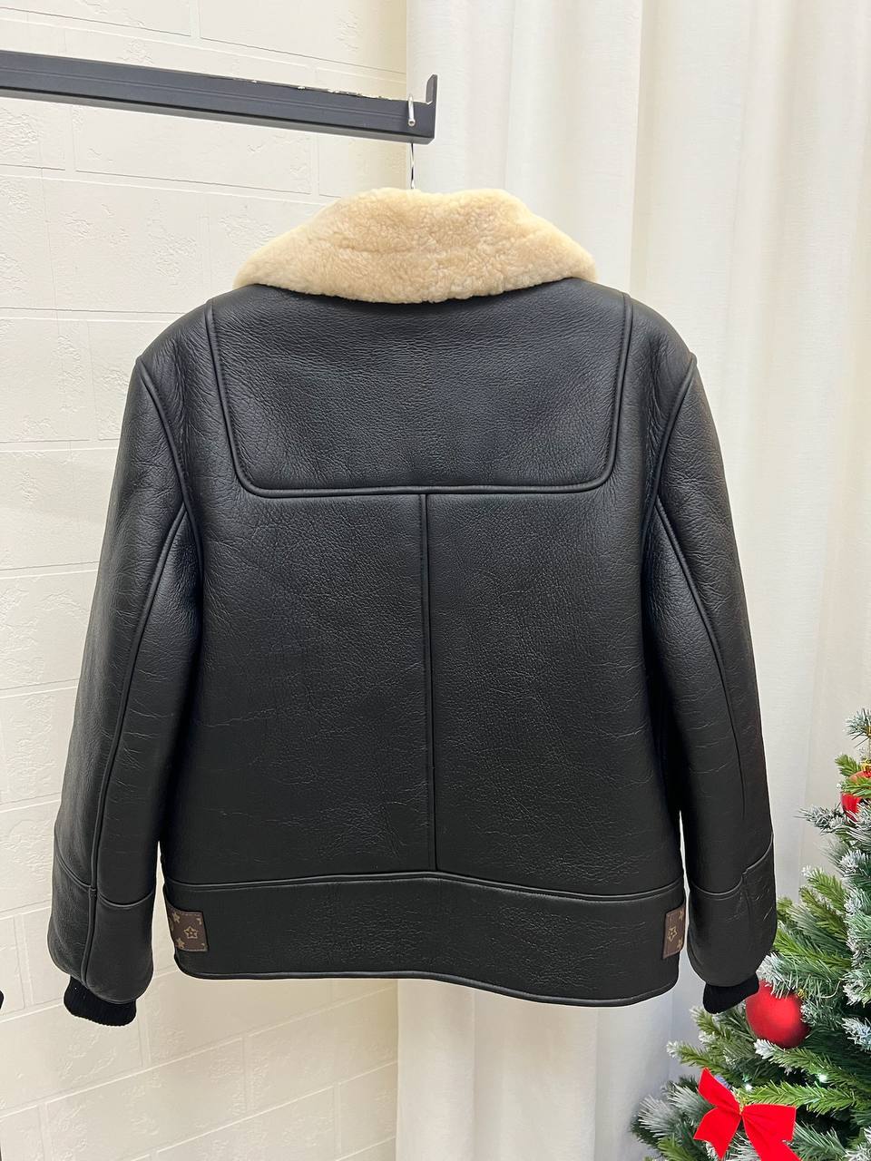 Люксовая дубленка Louis Vuitton BP-43678 Люксовая дубленка Louis Vuitton BP-43678