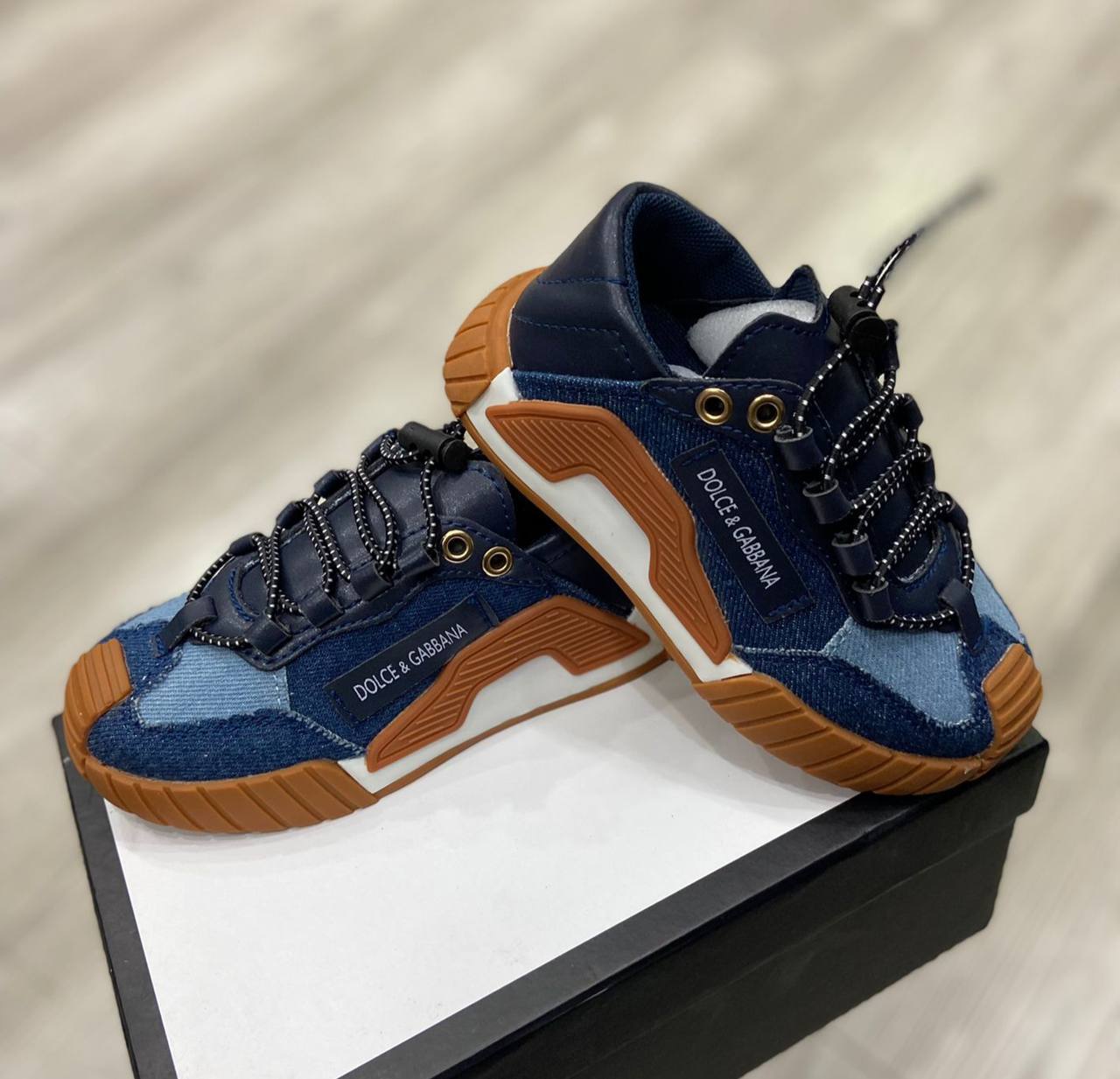 Элитные кроссовки Dolce & Gabbana BP-12694 Элитные кроссовки Dolce & Gabbana BP-12694