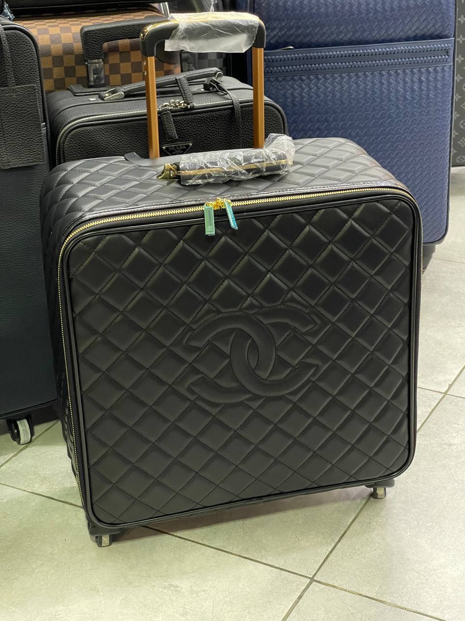 Чемодан Chanel для путешествий BP-19004 Чемодан Chanel для путешествий BP-19004