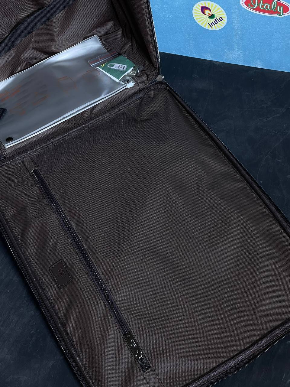 Чемодан водонепроницаемый Gucci BP-21299 Чемодан водонепроницаемый Gucci BP-21299