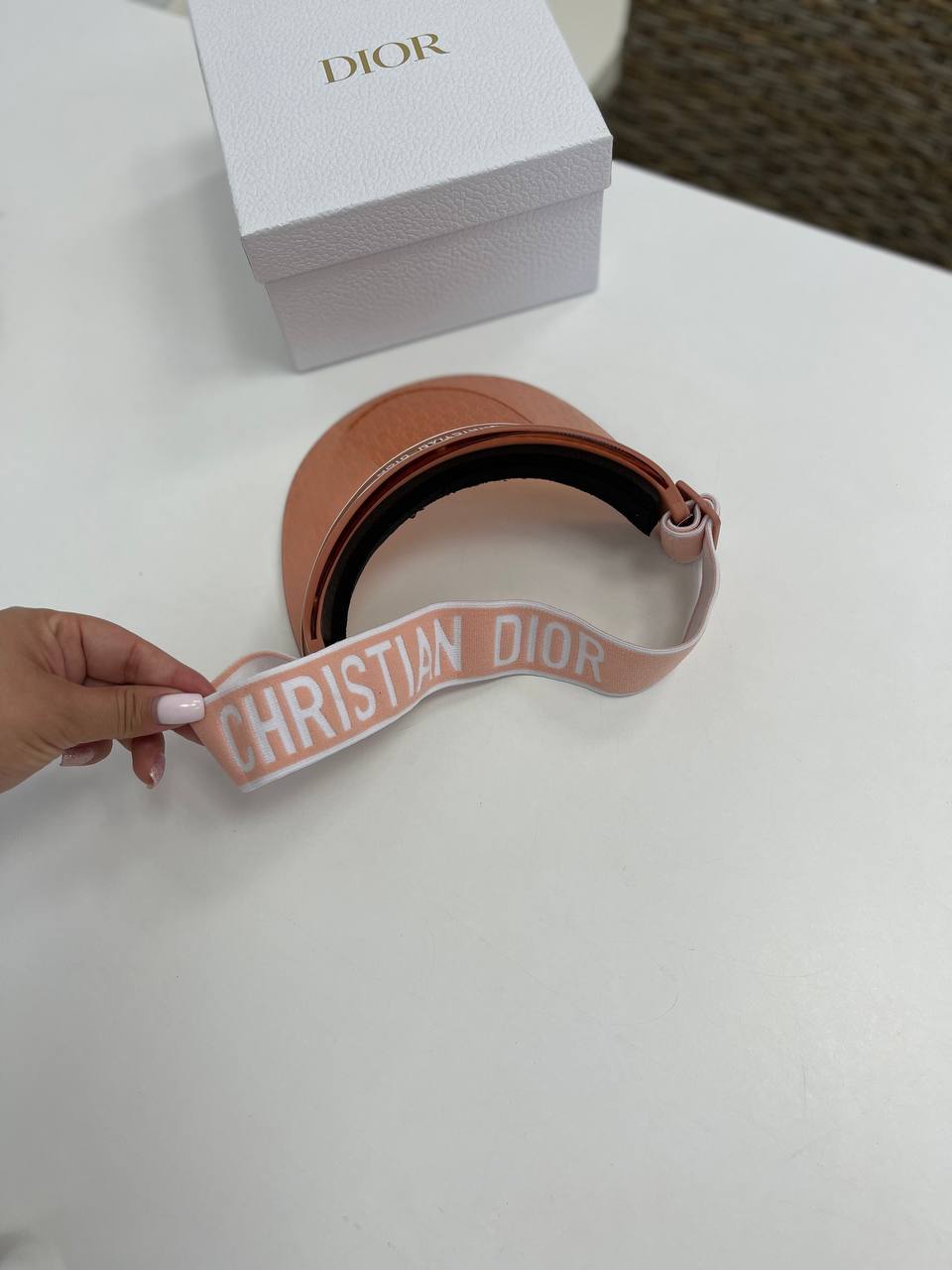 Люксовый козырек Louis Vuitton BP-35620 Люксовый козырек Louis Vuitton BP-35620