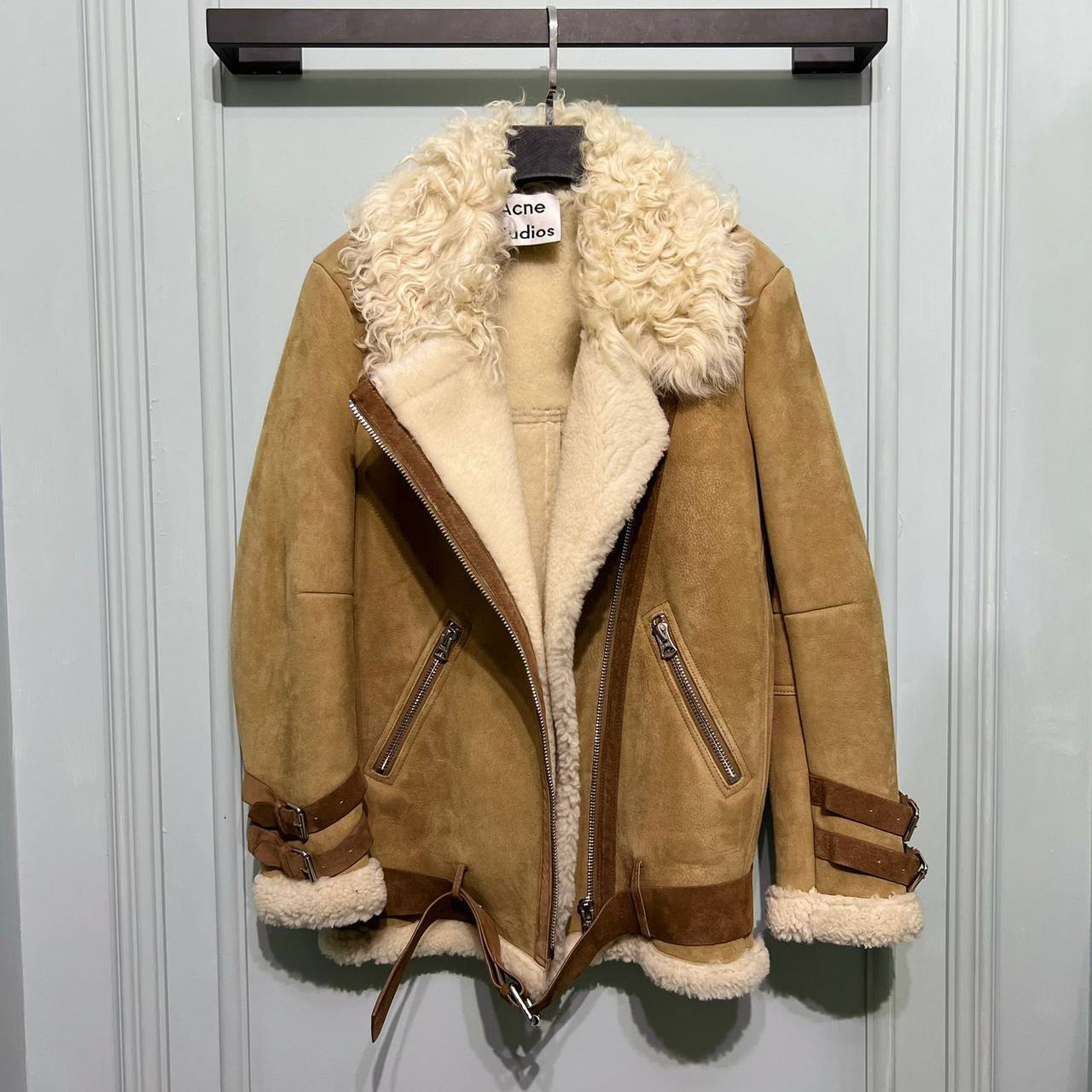 Дизайнерская дублёнка Acne BP-23374 Дизайнерская дублёнка Acne BP-23374