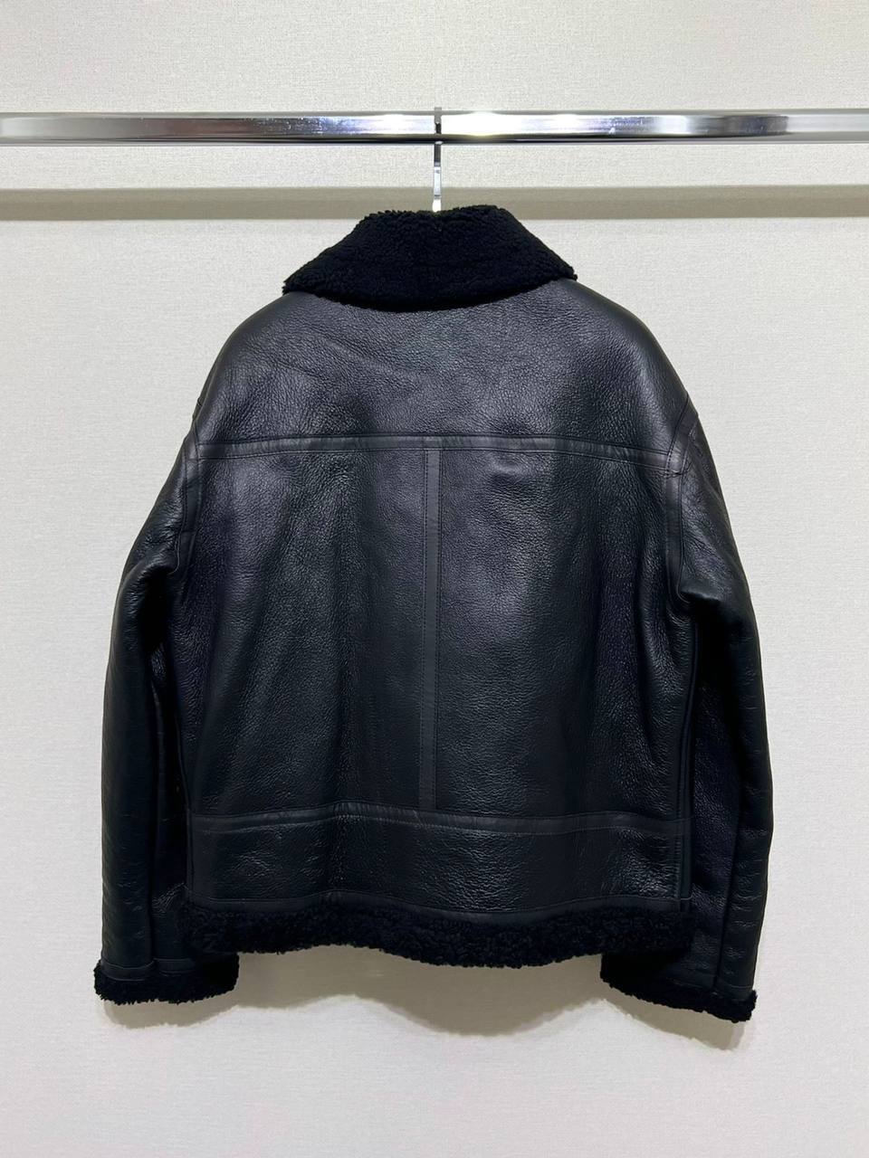 Коллекционная дубленка Louis Vuitton BP-44026 Коллекционная дубленка Louis Vuitton BP-44026