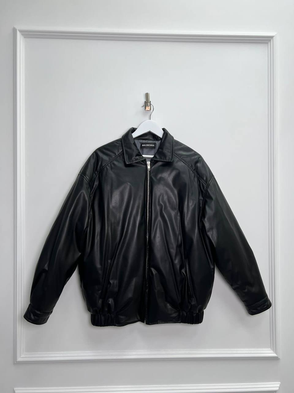 Куртка Balenciaga женская BP-21159 повседневная Куртка Balenciaga женская BP-21159 повседневная