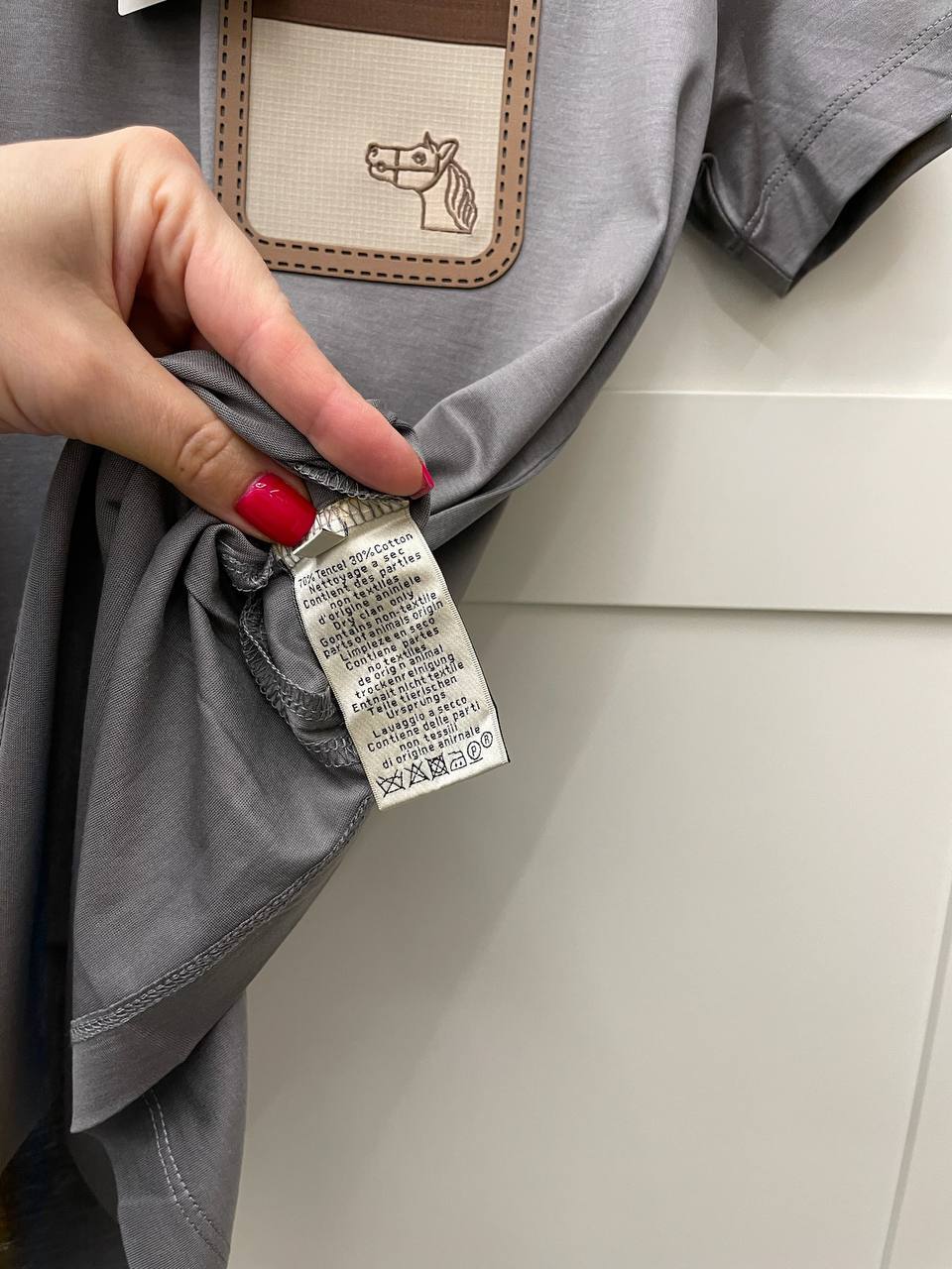 Трендовая футболка Hermes BP-47879 Трендовая футболка Hermes BP-47879