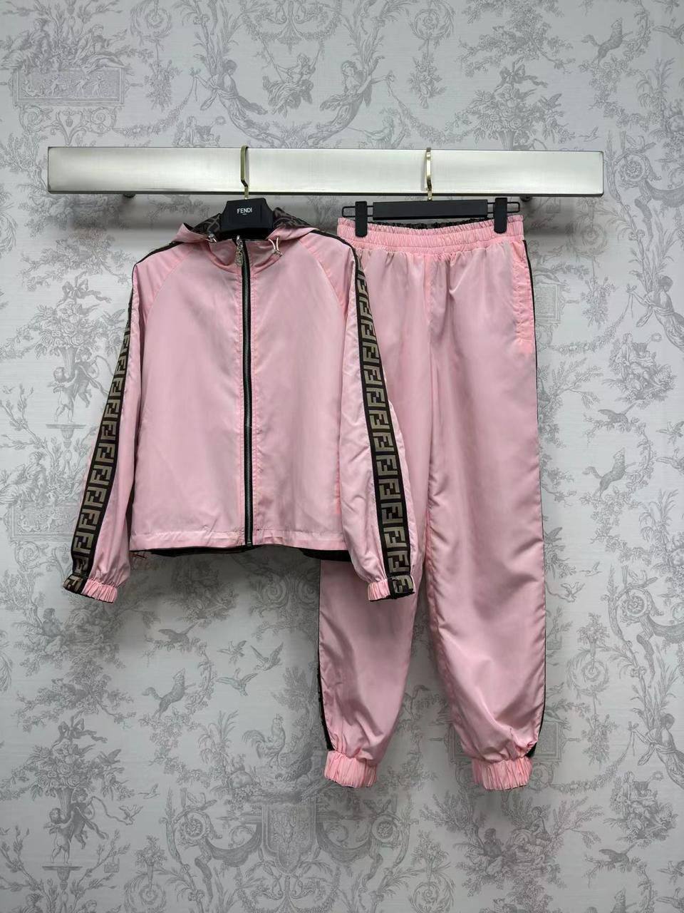 Премиум двусторонний костюм Fendi BP-47935 Премиум двусторонний костюм Fendi BP-47935
