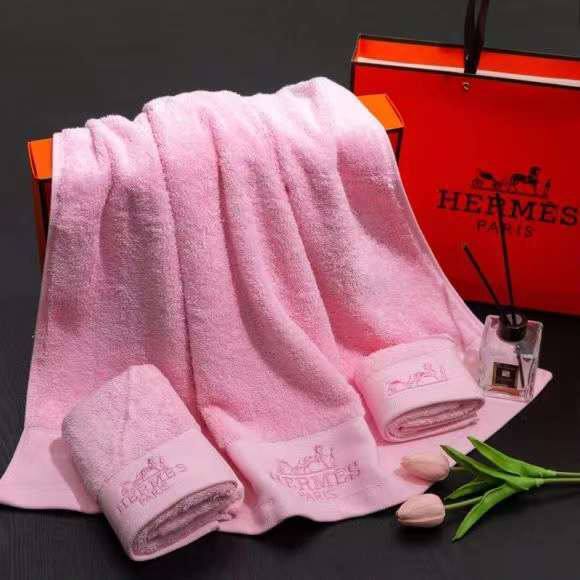 Комплект из 3-х полотенец эксклюзив Hermes BP-49273 Комплект из 3-х полотенец эксклюзив Hermes BP-49273