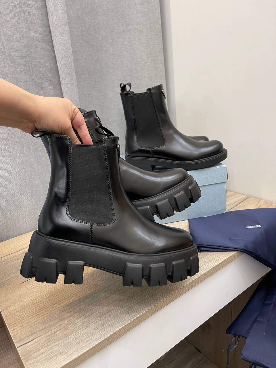 Коллекционные ботинки Prada BP-46130 Коллекционные ботинки Prada BP-46130