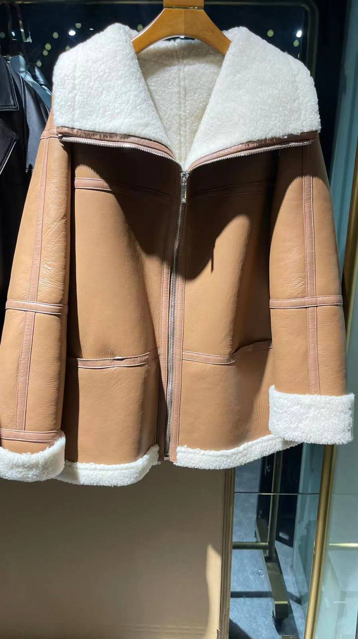 Трендовая дублёнка Toteme BP-21996 Трендовая дублёнка Toteme BP-21996