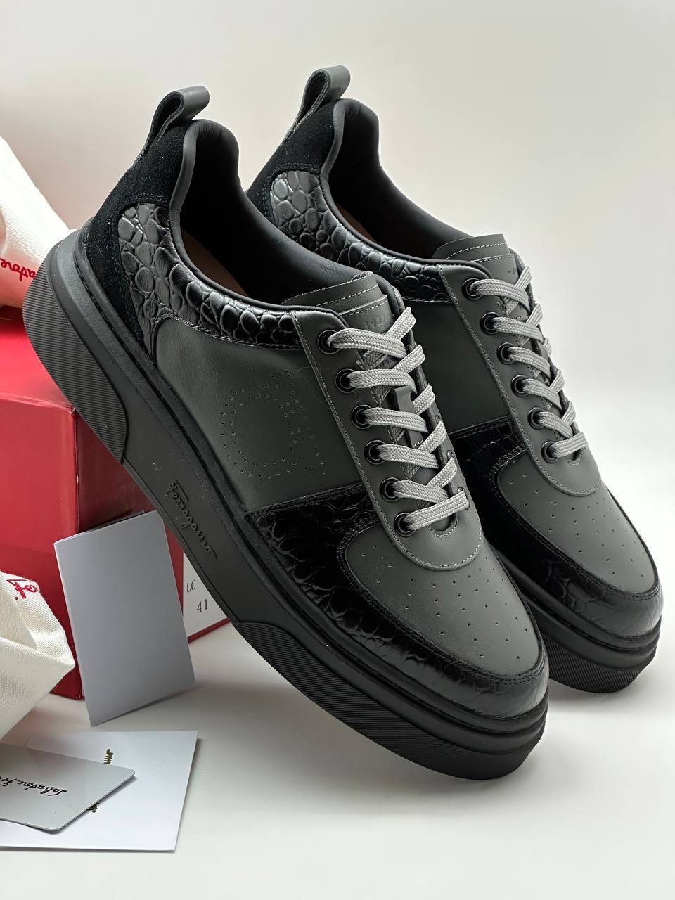 Salvatore Ferragamo стильные мужские кеды BP-26559 Salvatore Ferragamo стильные мужские кеды BP-26559