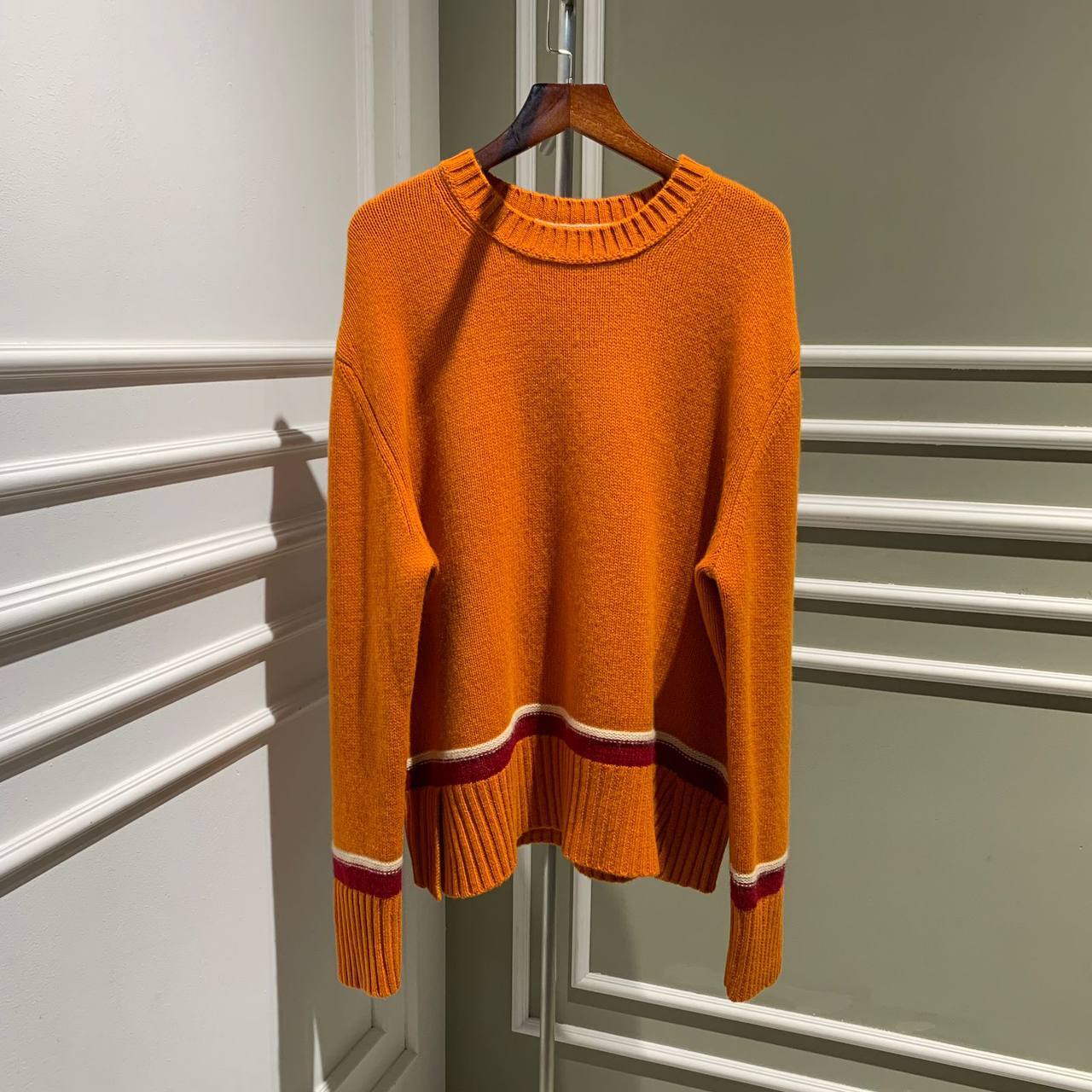 Трендовый женский свитер Loro Piana BP-23867 Трендовый женский свитер Loro Piana BP-23867