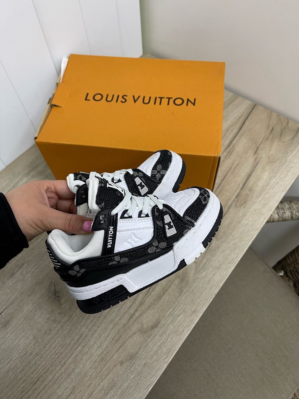 Модные кроссовки Louis Vuitton BP-29944 Модные кроссовки Louis Vuitton BP-29944