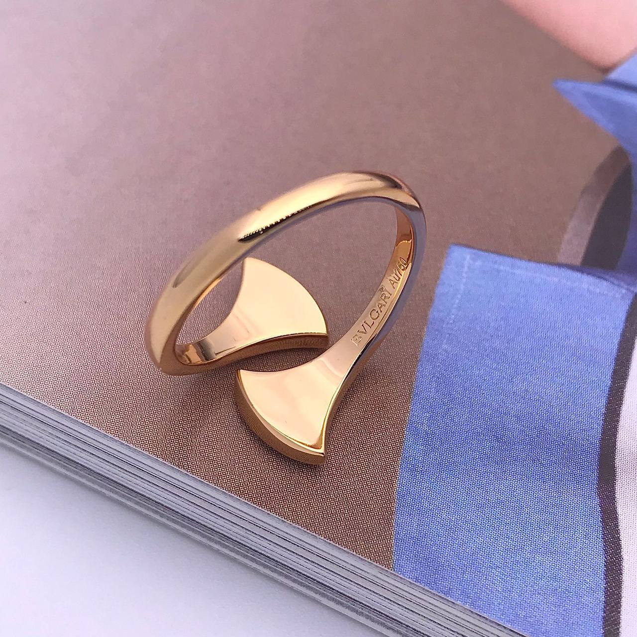 Кольцо Bvlgari Bvlgari BP-54049 люксовое Кольцо Bvlgari Bvlgari BP-54049 люксовое