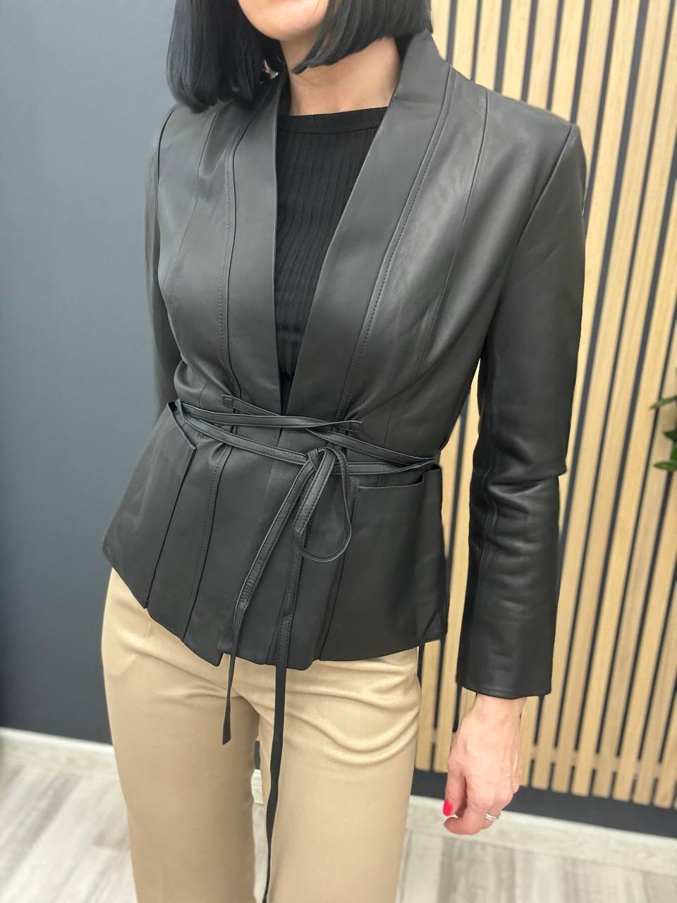 Жакет кожаный Christian Dior BP-48193 Жакет кожаный Christian Dior BP-48193