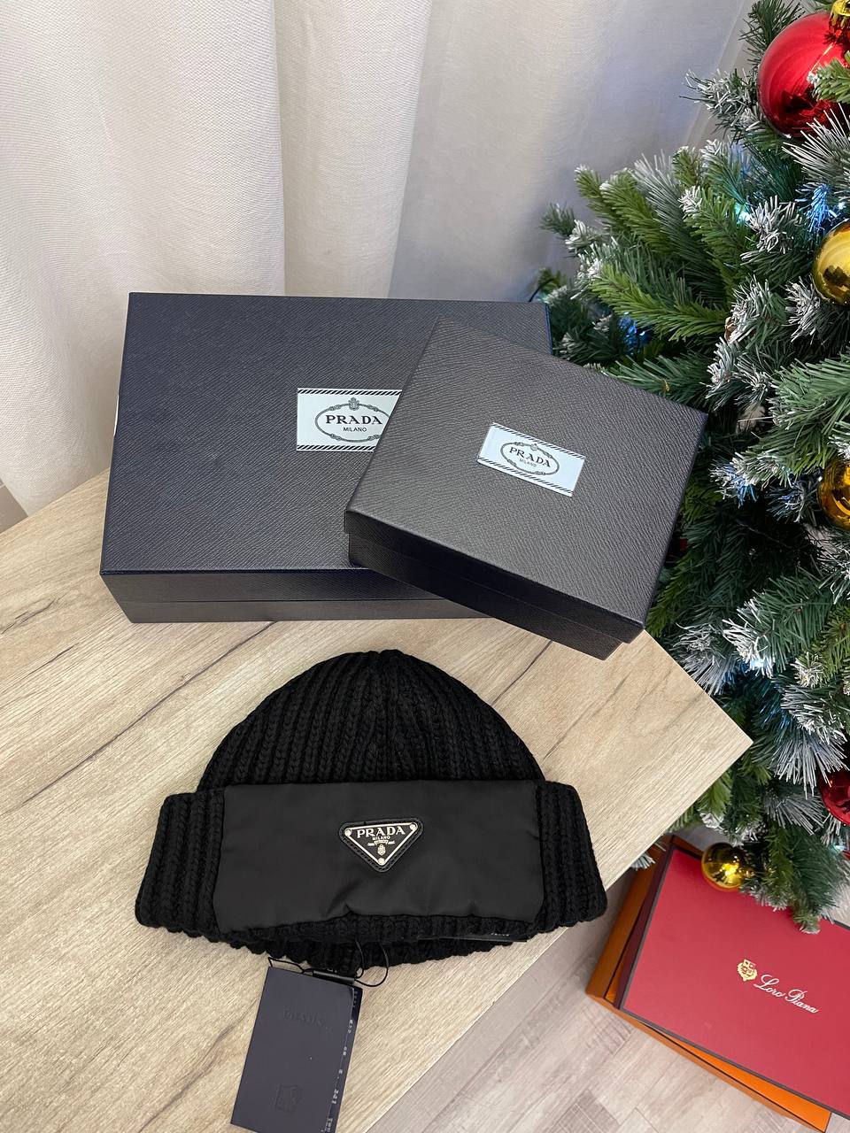 Шапка премиум Prada BP-44757 Шапка премиум Prada BP-44757