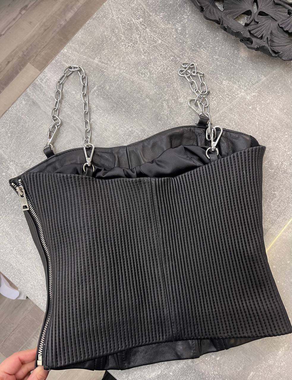 Кожаный топ Yves Saint Laurent BP-44953 элитный Кожаный топ Yves Saint Laurent BP-44953 элитный