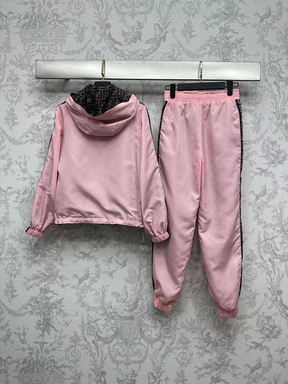 Премиум двусторонний костюм Fendi BP-47935 Премиум двусторонний костюм Fendi BP-47935