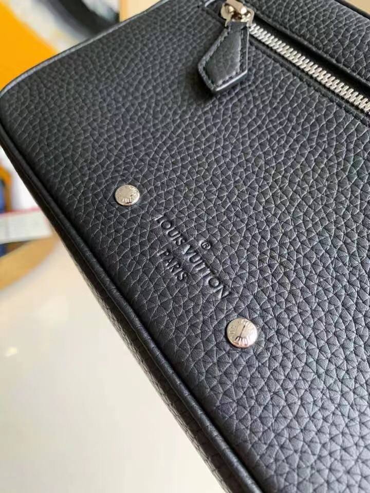 Барсетка BP-22122 Louis Vuitton Барсетка BP-22122 Louis Vuitton