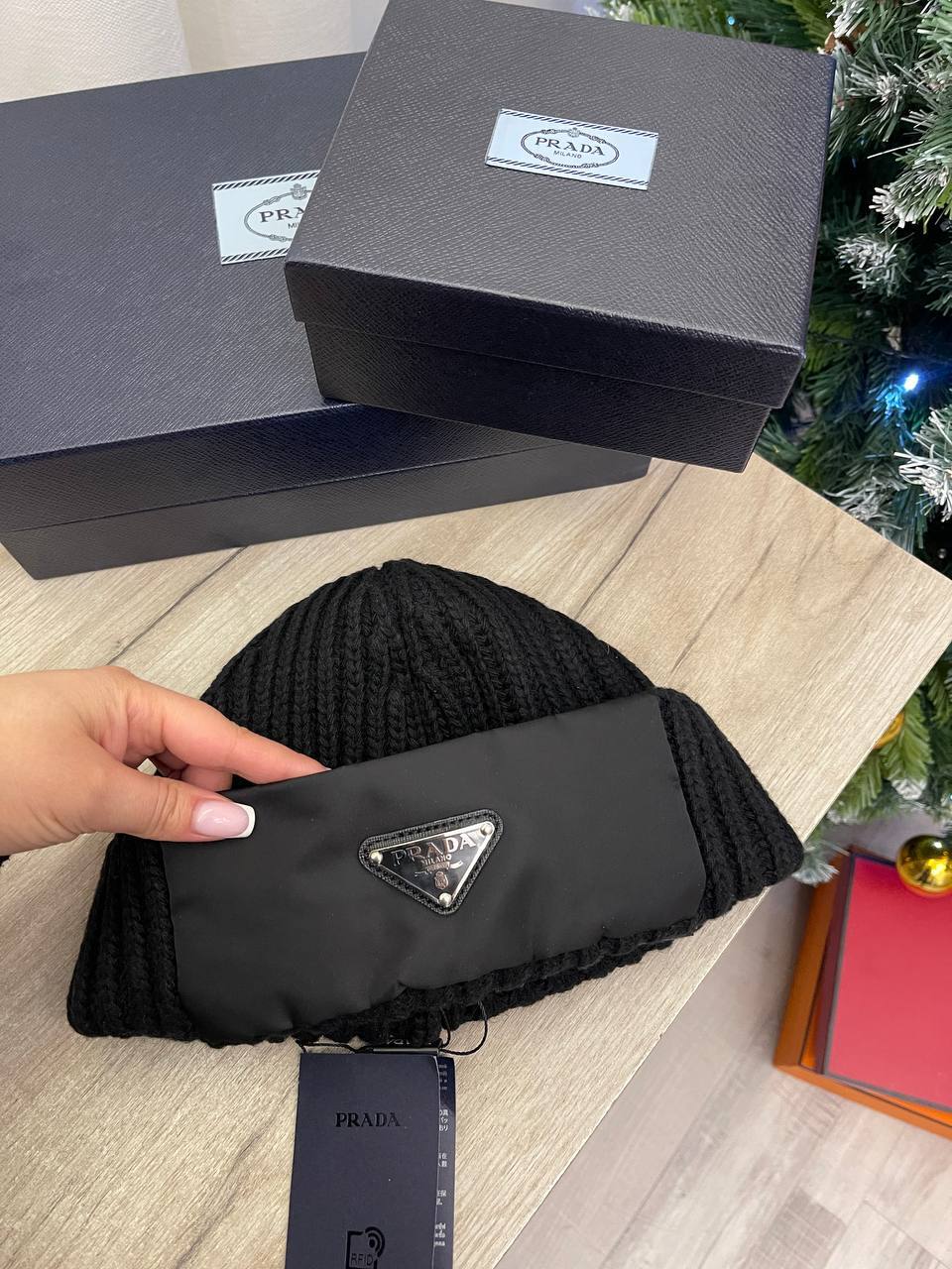 Шапка премиум Prada BP-44757 Шапка премиум Prada BP-44757