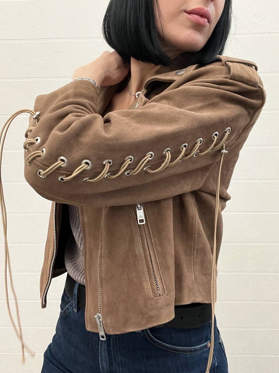 Куртка замшевая Balenciaga трендовая BP-50143 Куртка замшевая Balenciaga трендовая BP-50143