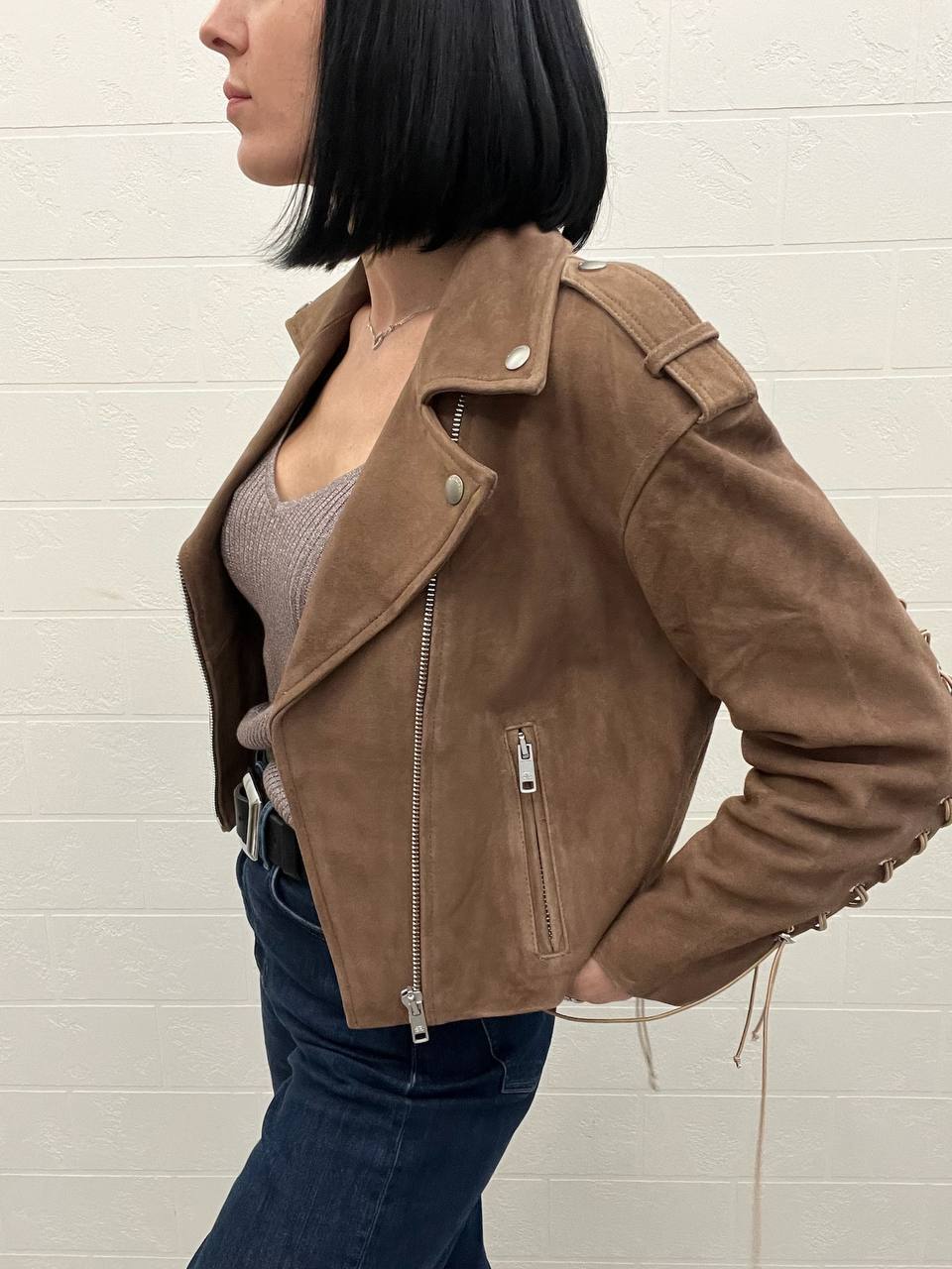 Куртка замшевая Balenciaga трендовая BP-50143 Куртка замшевая Balenciaga трендовая BP-50143