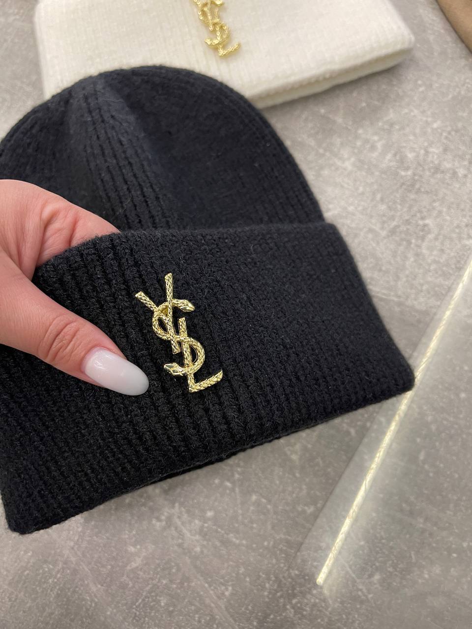 Шапка премиум Yves Saint Laurent BP-43151 Шапка премиум Yves Saint Laurent BP-43151